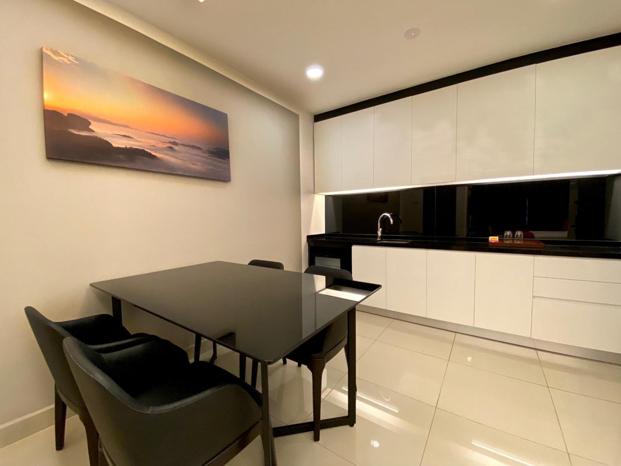 Grand Ion Delemen Hotel Cao nguyên Genting Ngoại thất bức ảnh A modern kitchen